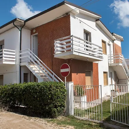M150 - Marcelli, Bilocale Direttamente Sulla Spiaggia * Marcelli